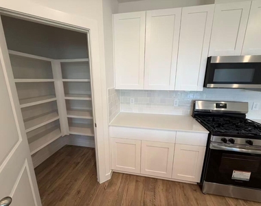 3539 Adelie Lane - Photo Thumbnail 4