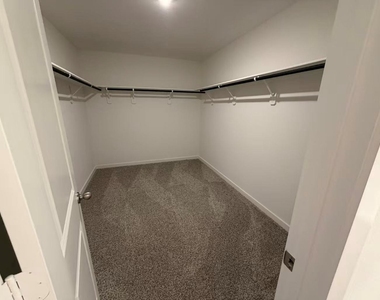 3539 Adelie Lane - Photo Thumbnail 16