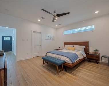 1902 Dan Street - Photo Thumbnail 17