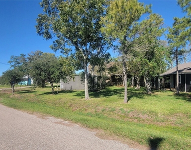 12018 Sandpiper Road - Photo Thumbnail 44