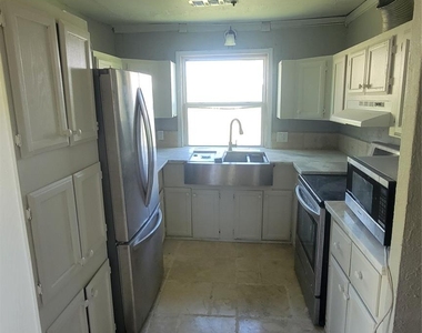 12018 Sandpiper Road - Photo Thumbnail 32