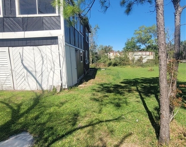 12018 Sandpiper Road - Photo Thumbnail 1