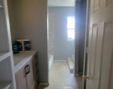 12018 Sandpiper Road - Photo Thumbnail 23