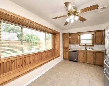 14007 Fleur De Lis Boulevard - Photo Thumbnail 23