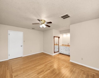 14007 Fleur De Lis Boulevard - Photo Thumbnail 14