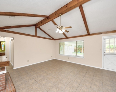 14007 Fleur De Lis Boulevard - Photo Thumbnail 19