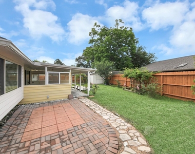 14007 Fleur De Lis Boulevard - Photo Thumbnail 7