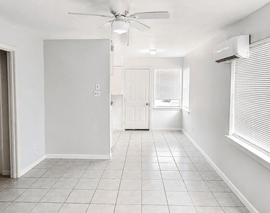 7818 Oak Knoll Lane Lane - Photo Thumbnail 13