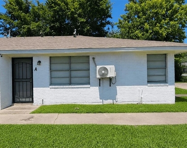 7818 Oak Knoll Lane Lane - Photo Thumbnail 15