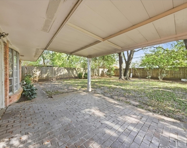 7015 Pella Drive - Photo Thumbnail 34