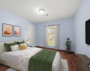 7015 Pella Drive - Photo Thumbnail 7