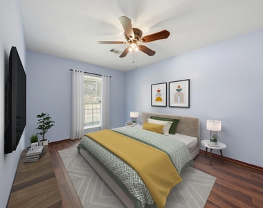 7015 Pella Drive - Photo Thumbnail 8