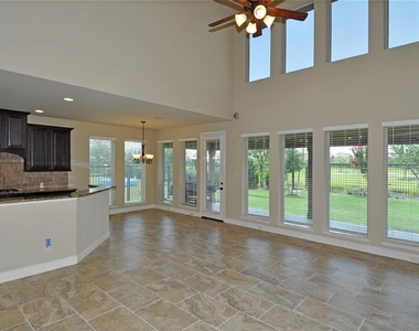 11002 Glenrothers Drive - Photo Thumbnail 7