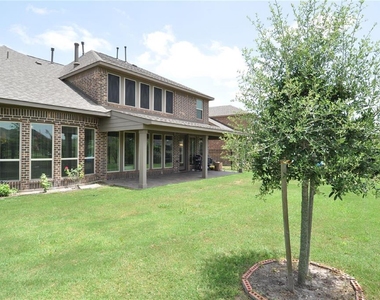 11002 Glenrothers Drive - Photo Thumbnail 9