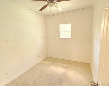 315 E Florida Avenue - Photo Thumbnail 12