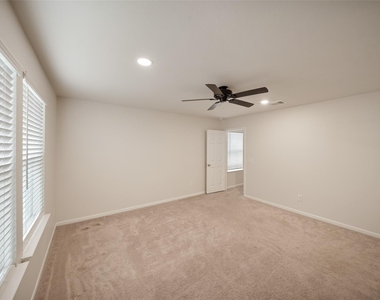14551 Maple Field Drive - Photo Thumbnail 10