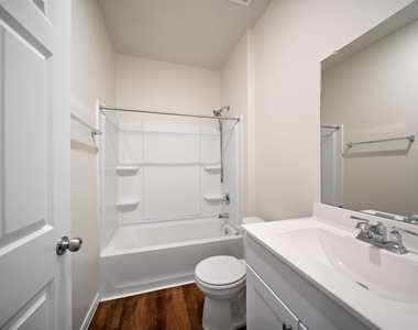 14551 Maple Field Drive - Photo Thumbnail 18