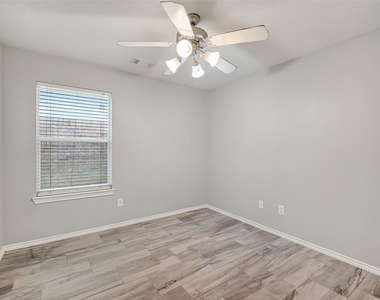 12015 Cottage Elm Court - Photo Thumbnail 19