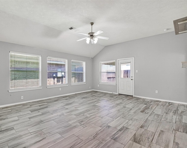 12015 Cottage Elm Court - Photo Thumbnail 6