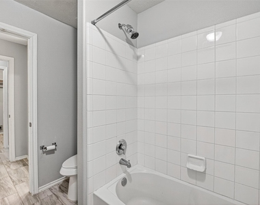 12015 Cottage Elm Court - Photo Thumbnail 16