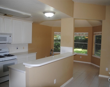 4606 Russett Lane - Photo Thumbnail 7