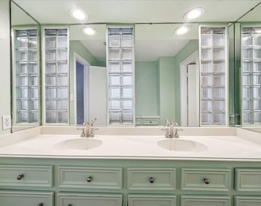 2511 Commonwealth Street - Photo Thumbnail 13