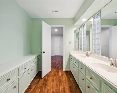 2511 Commonwealth Street - Photo Thumbnail 15