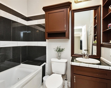 4819 Sherri Lane - Photo Thumbnail 7