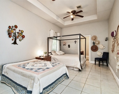 4819 Sherri Lane - Photo Thumbnail 13