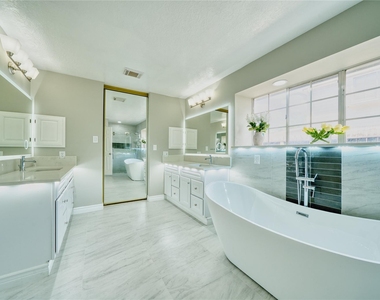 619 Green Belt Drive - Photo Thumbnail 18