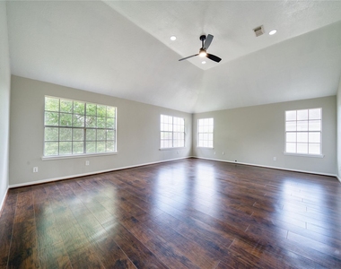 619 Green Belt Drive - Photo Thumbnail 23