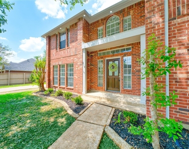 619 Green Belt Drive - Photo Thumbnail 1