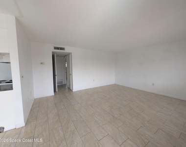 140 Minna Lane - Photo Thumbnail 4