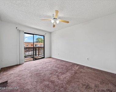 1300 Arlington Lane Ne - Photo Thumbnail 17