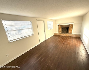 4850 Sutton Avenue - Photo Thumbnail 5