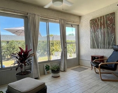 9616 Midiron Court - Photo Thumbnail 19