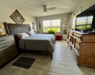 9616 Midiron Court - Photo Thumbnail 22