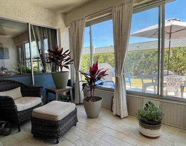 9616 Midiron Court - Photo Thumbnail 17