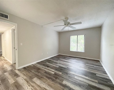 1182 Pine Ridge Circle W - Photo Thumbnail 21