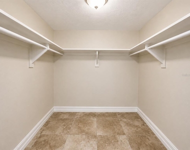 3711 Redwood Drive - Photo Thumbnail 9