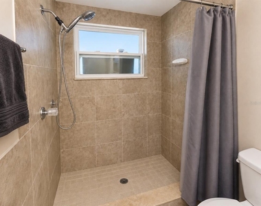 3711 Redwood Drive - Photo Thumbnail 14