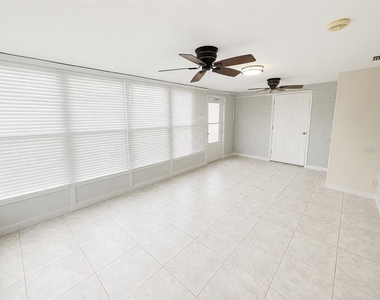 3711 Redwood Drive - Photo Thumbnail 15