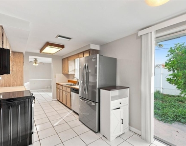 1254 Firecreek Court - Photo Thumbnail 9