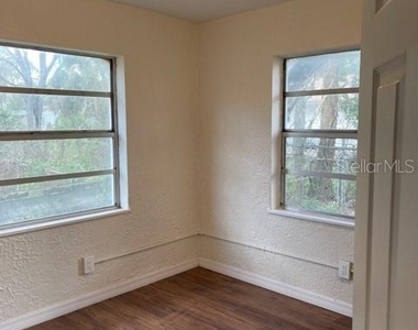 1731 W Saint Louis Street - Photo Thumbnail 9