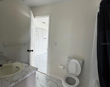 10315 Walton Street - Photo Thumbnail 2