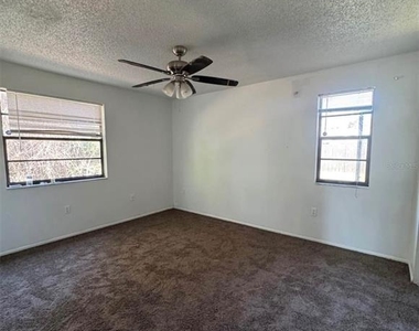 10313 Walton Street - Photo Thumbnail 5