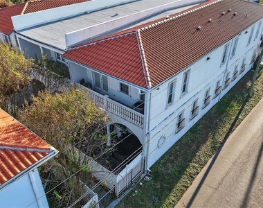 5601 Bayshore Boulevard - Photo Thumbnail 6
