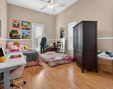 5601 Bayshore Boulevard - Photo Thumbnail 36
