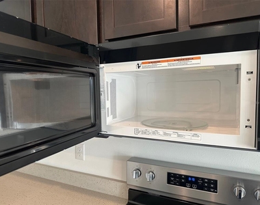11450 Crescent Deer Drive - Photo Thumbnail 12