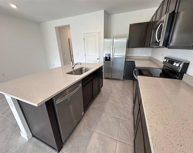 11450 Crescent Deer Drive - Photo Thumbnail 5